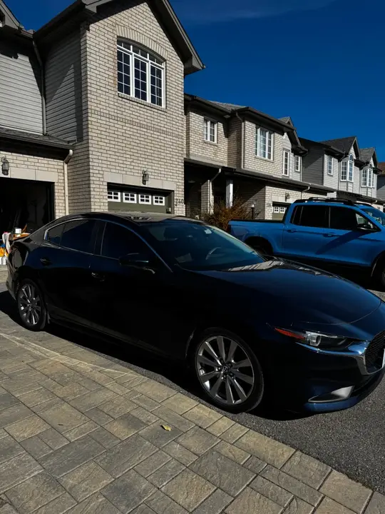 Mazda Mazda3 2019 photo 3