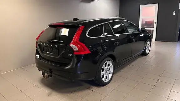 Volvo V60 2015 photo 5