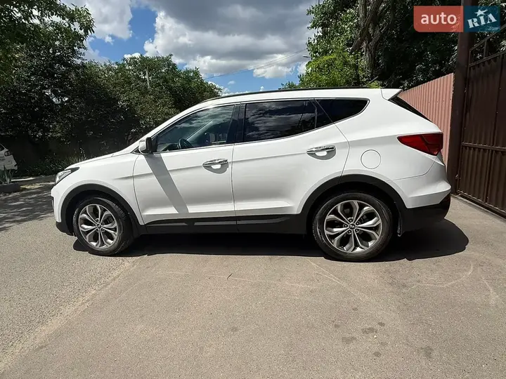 Hyundai Santa Fe 2014 photo 5