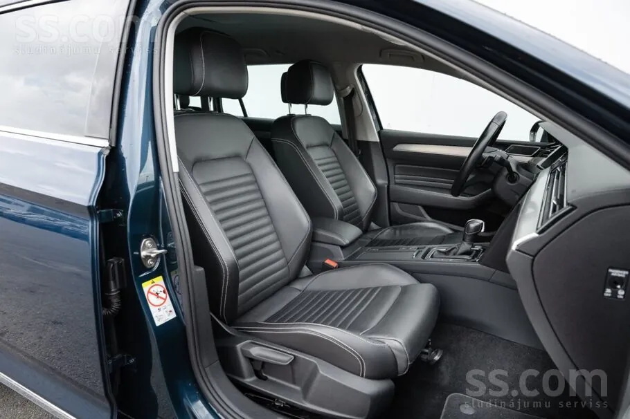 Volkswagen Passat 2023 photo 5