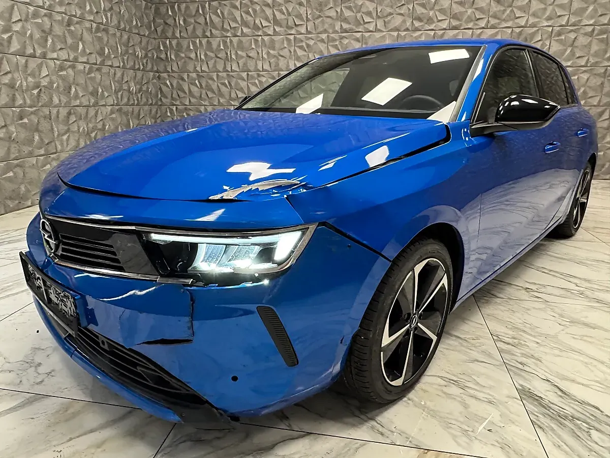Opel Astra 2023 photo 3