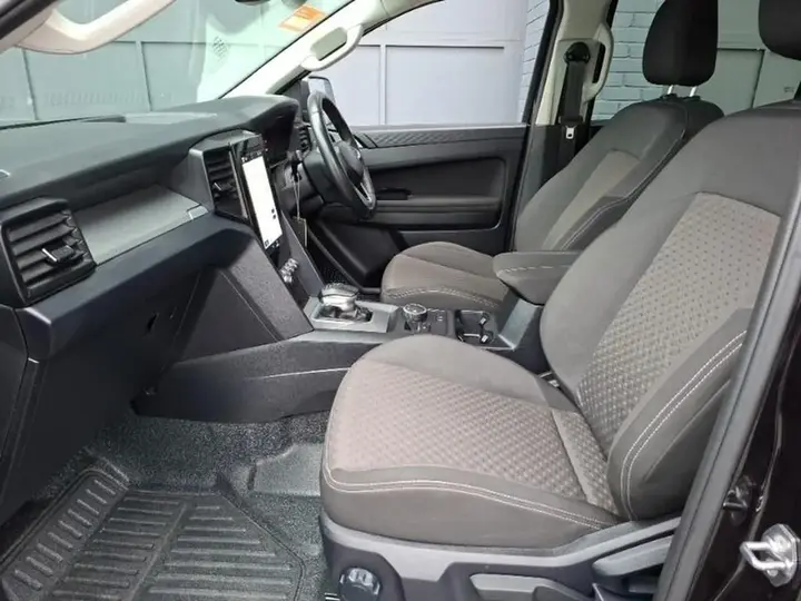 Volkswagen Amarok 2025 photo 5