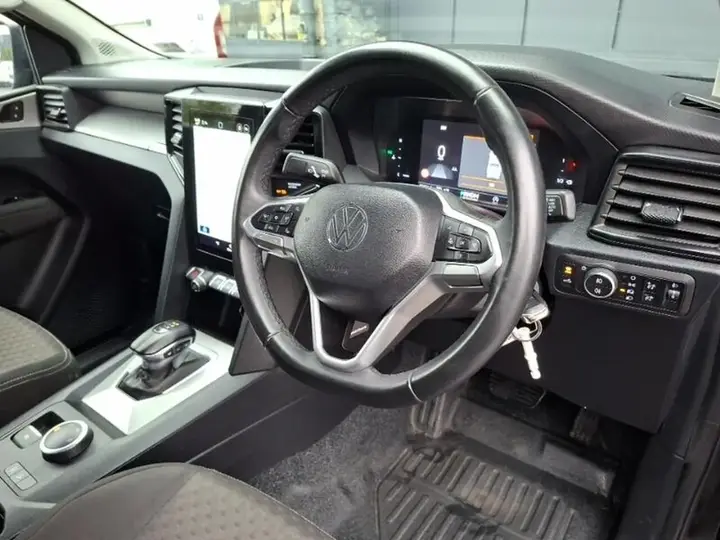 Volkswagen Amarok 2025 photo 3