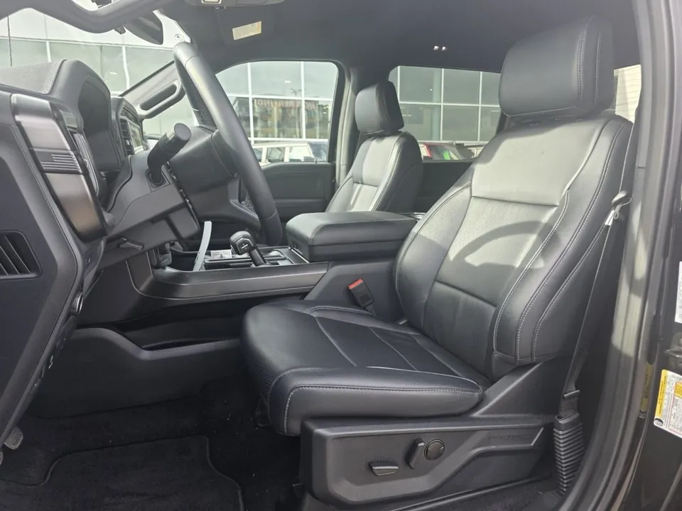Ford F-150 2025 photo 2