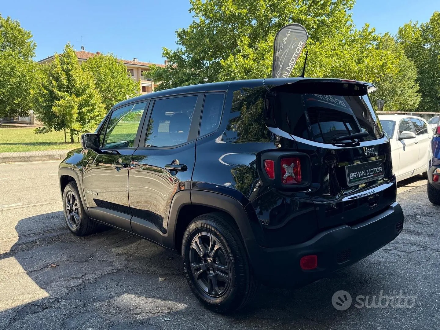Jeep Renegade 2023 photo 3