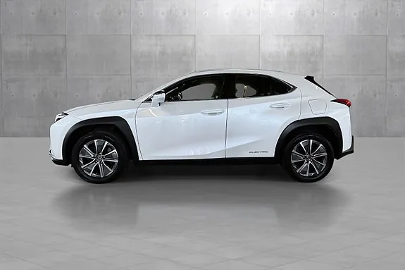 Lexus Ux300E 2021 photo 2