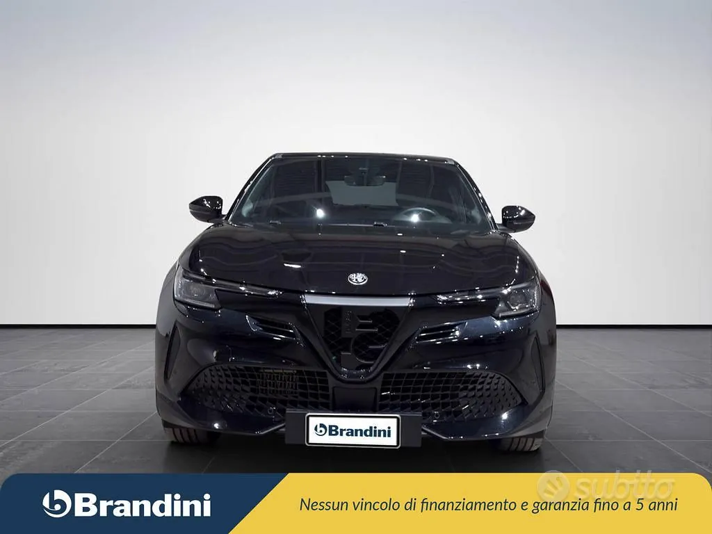 Alfa Romeo Junior 2025 photo 3
