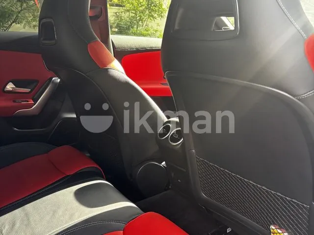 Mercedes-Benz Cla 200 2025 photo 4
