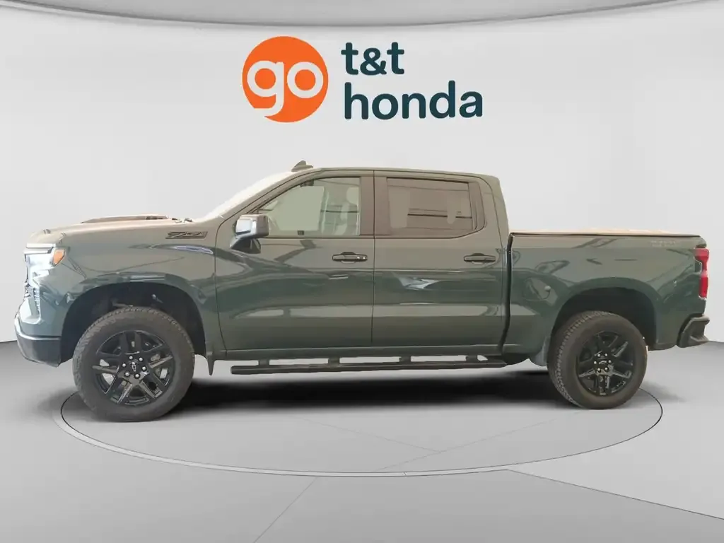 Chevrolet Silverado 1500 2025 photo 2