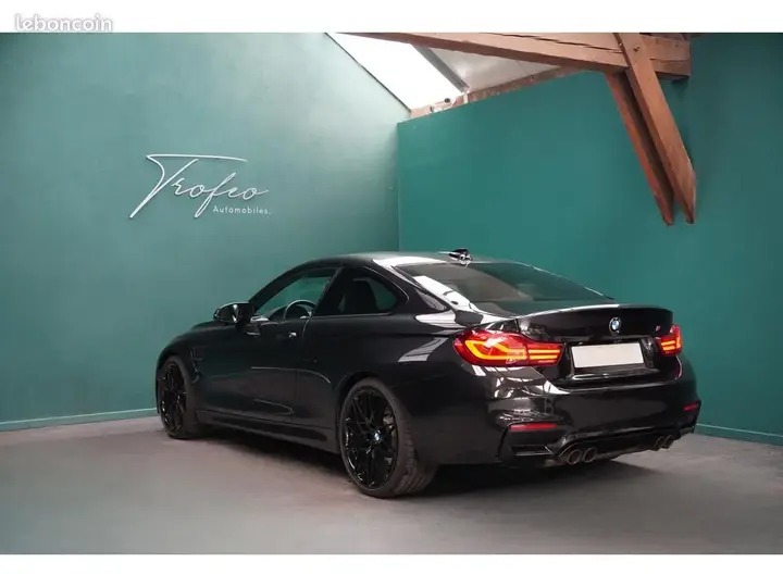 BMW M4 2019 photo 5