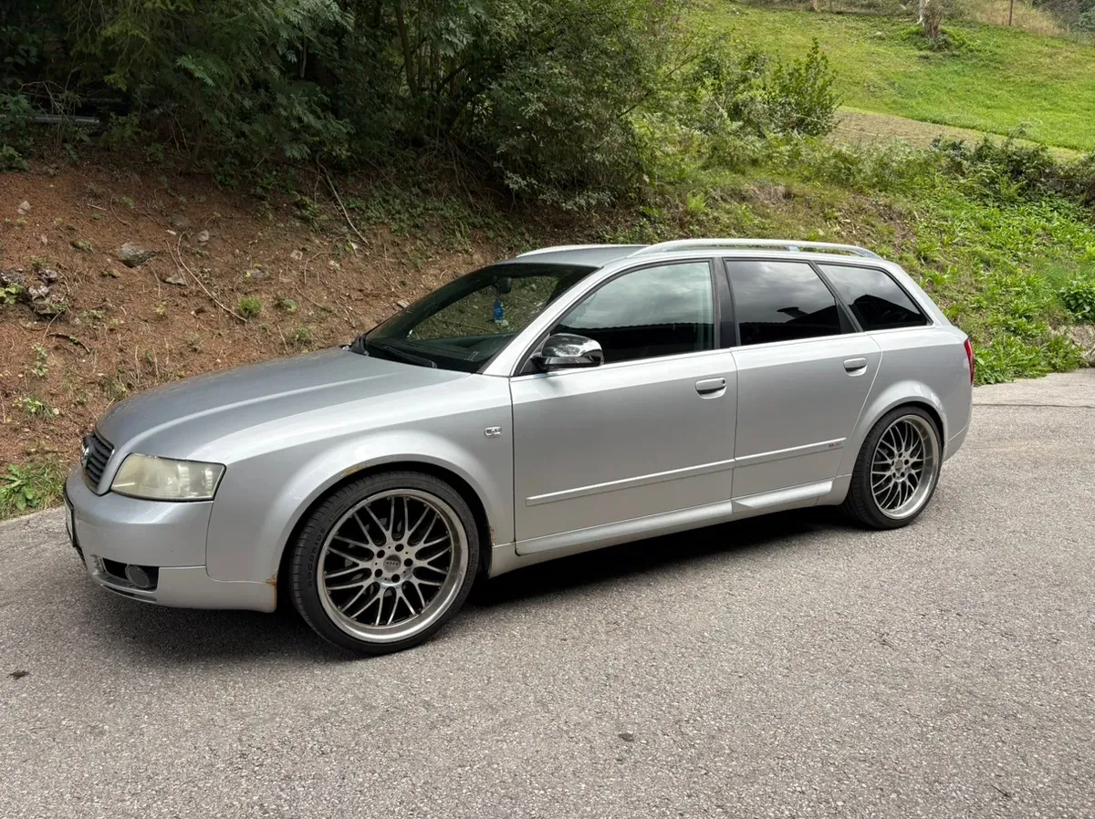 Audi A4 2002 photo 3
