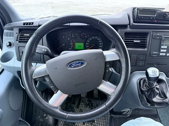 Ford Transit 410L Kombi 2013 photo 3