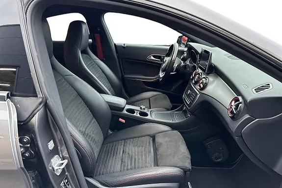 Mercedes-Benz Cla250 2017 photo 5