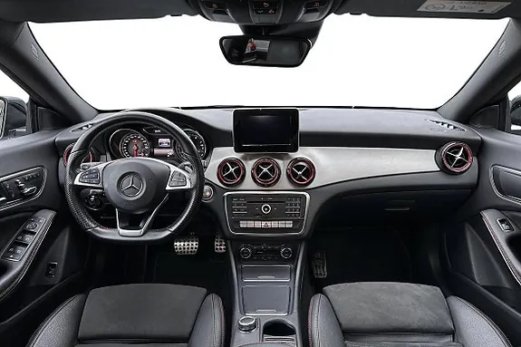 Mercedes-Benz Cla250 2017 photo 4