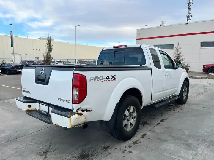 Nissan Frontier 2010 photo 5