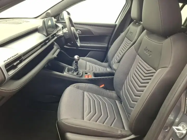 Jeep Avenger 2026 photo 5