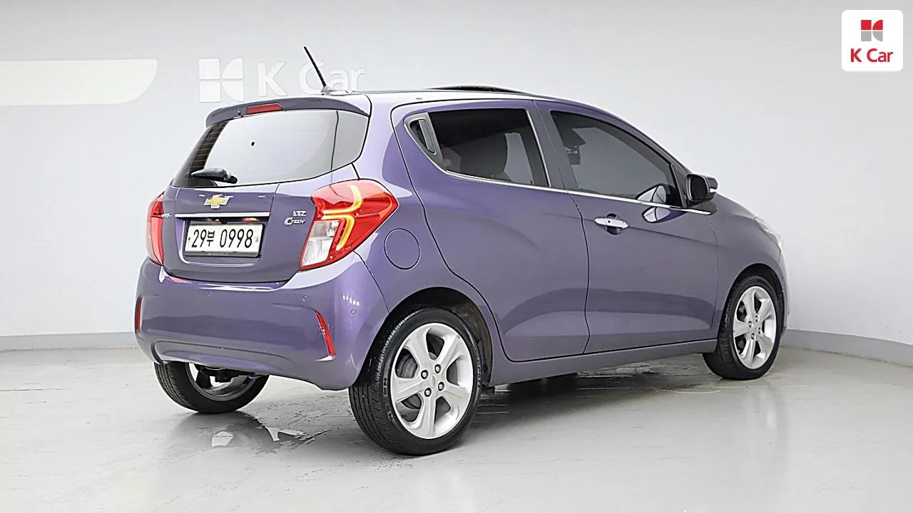 Chevrolet Next Spark 2016 photo 2