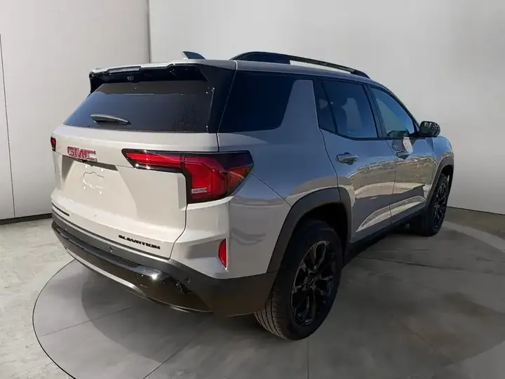 GMC Terrain 2027 photo 5