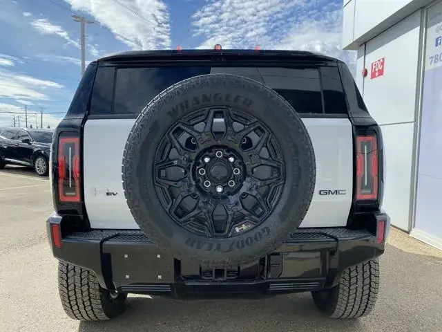 GMC Hummer Ev 2026 photo 5