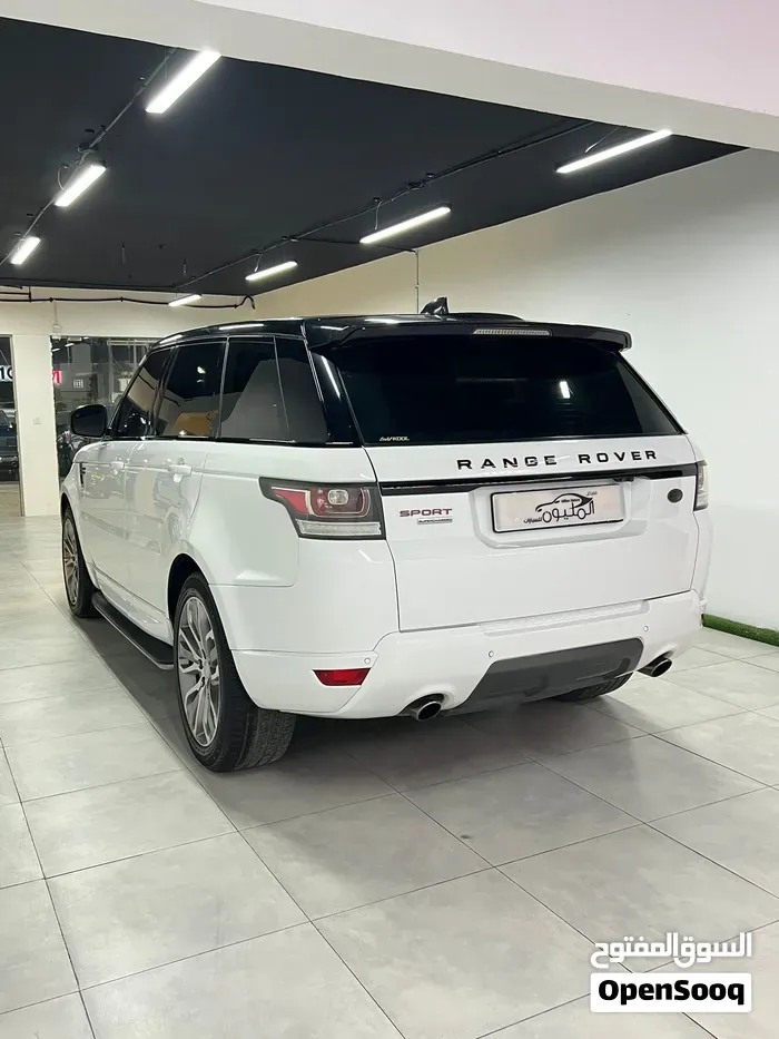 Land Rover Range Rover Sport 2017 photo 3