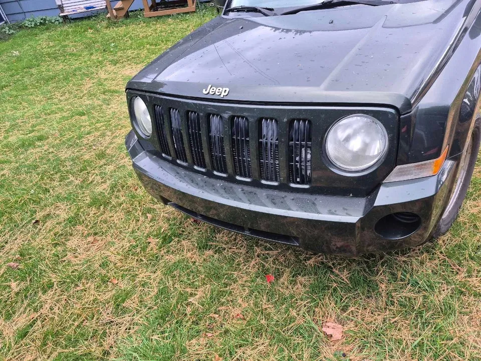 Jeep Patriot 2010 photo 2