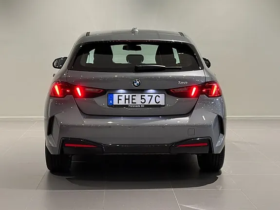 BMW 1 Series 2026 photo 4