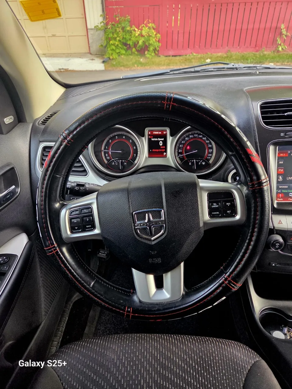 Dodge Journey 2014 photo 2