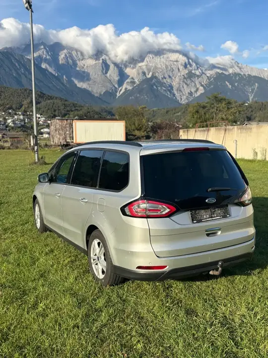 Ford Galaxy 2017 photo 3