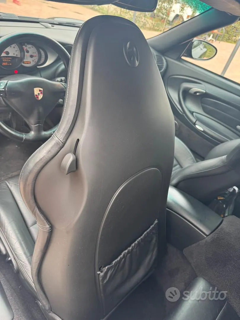 Porsche 911 2002 photo 3