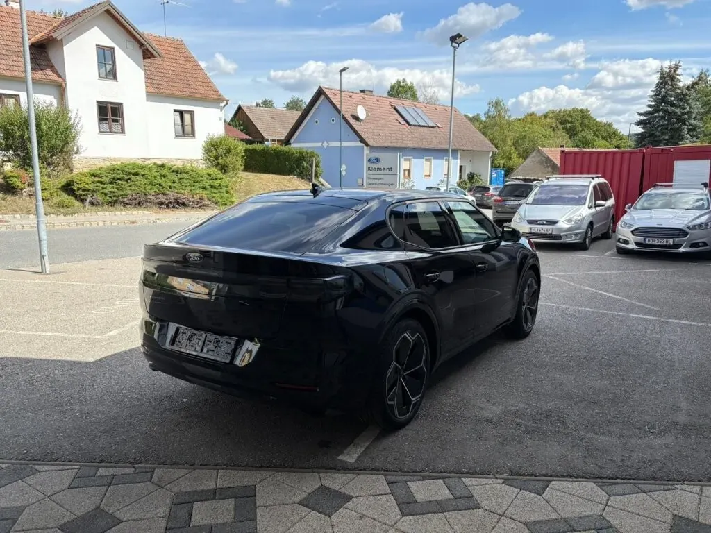 Ford Capri 2025 photo 3