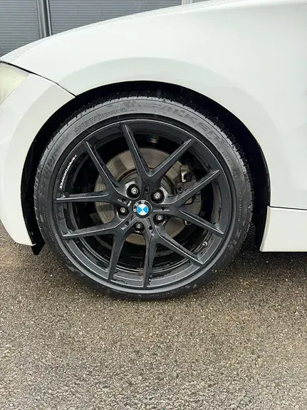 BMW 120D 2008 photo 4