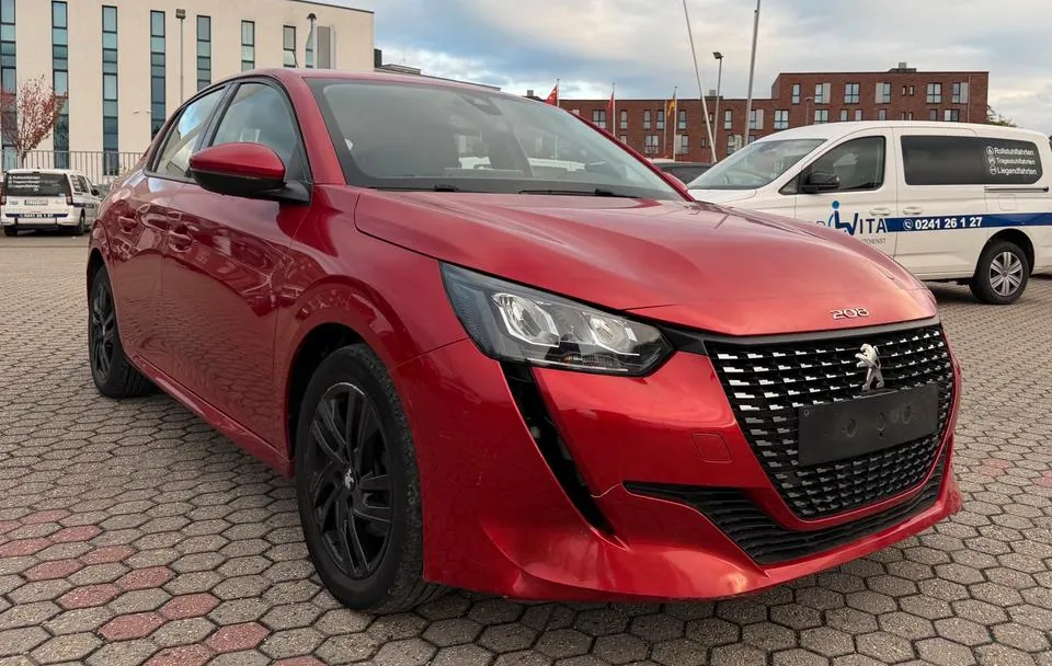 Peugeot 208