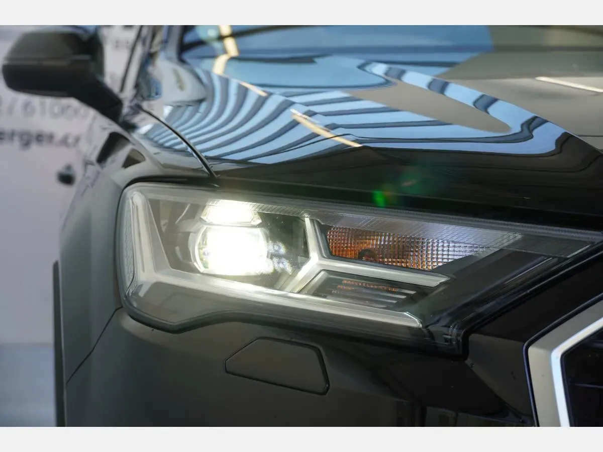 Audi Q7 2021 photo 4