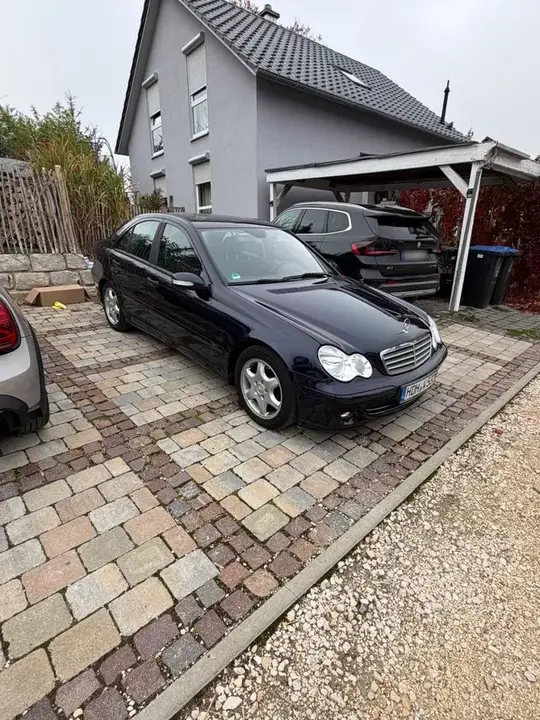 Mercedes-Benz C180