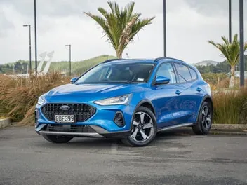 Ford Focus 2023 photo 2