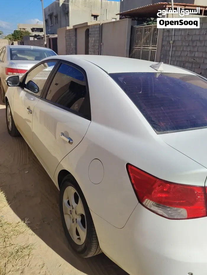 Kia Forte 2008 photo 4
