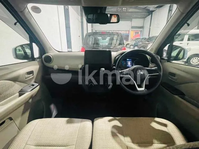 Mitsubishi Ek Wagon 2024 photo 5