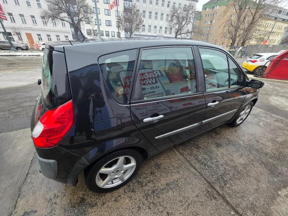 Renault Scénic 2008 photo 2