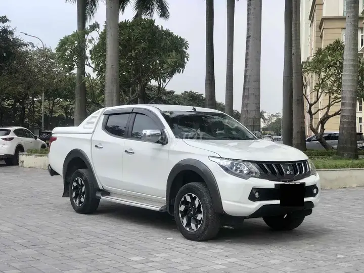 Mitsubishi Triton 2017 photo 5