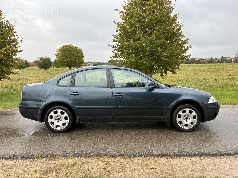 Volkswagen Passat 2003 photo 4