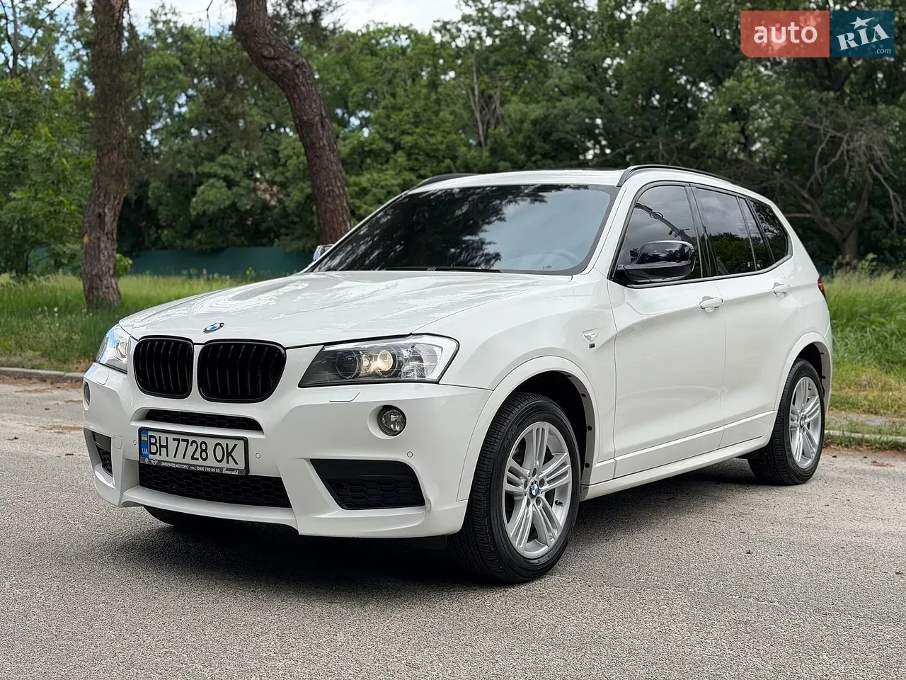 BMW X3 2012 photo 2
