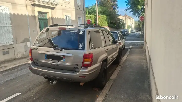 Jeep Grand Cherokee 2000 photo 2