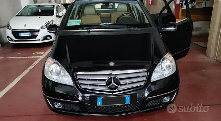 Mercedes-Benz Claسة A