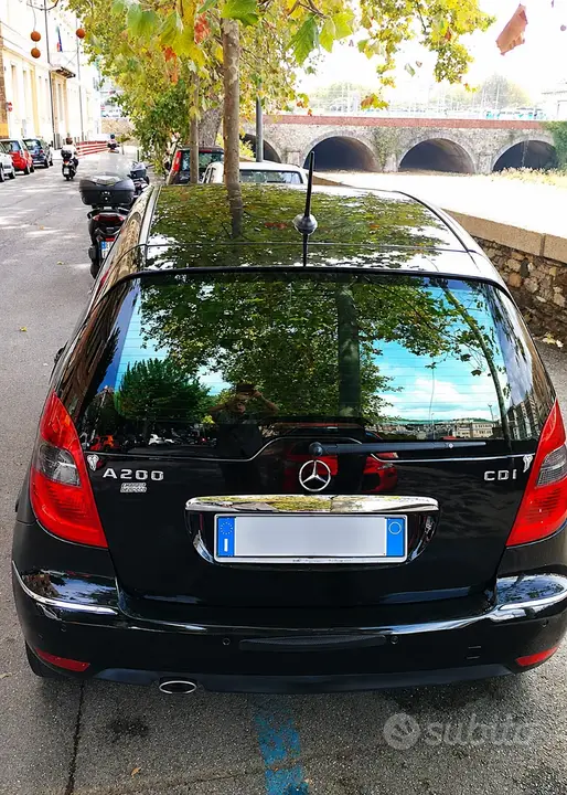Mercedes-Benz Claسة A 2010 photo 2