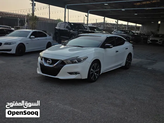 Nissan Maxima