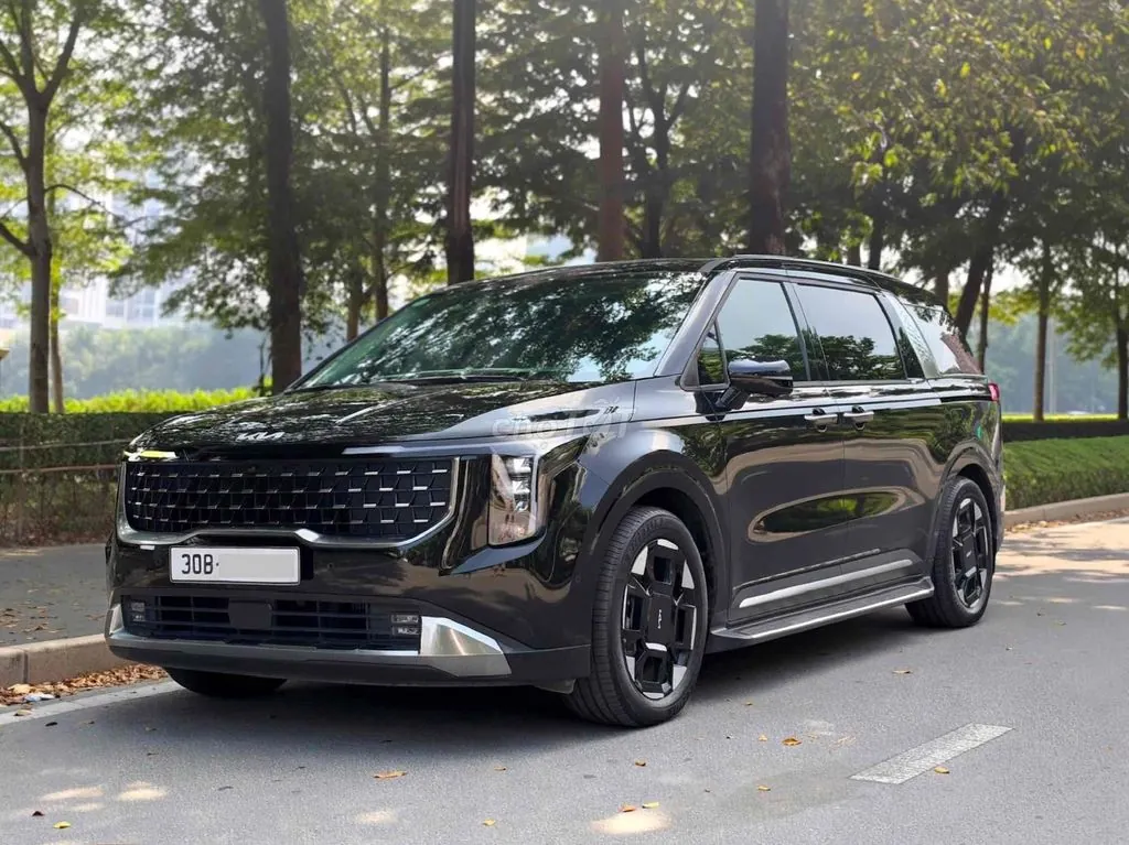 Kia Carnival 2025 photo 2