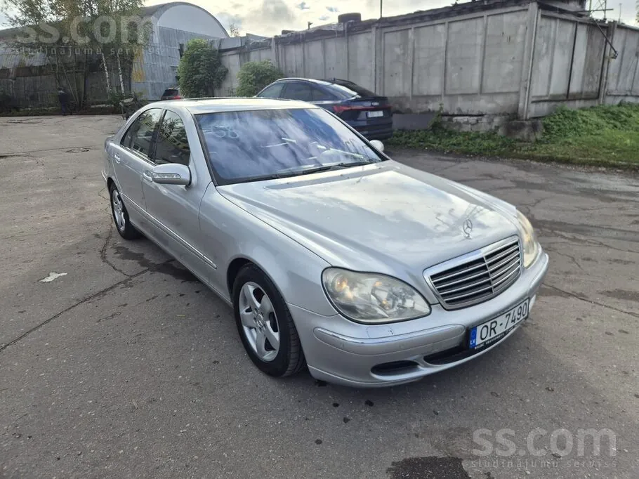 Mercedes-Benz S320 2004 photo 2