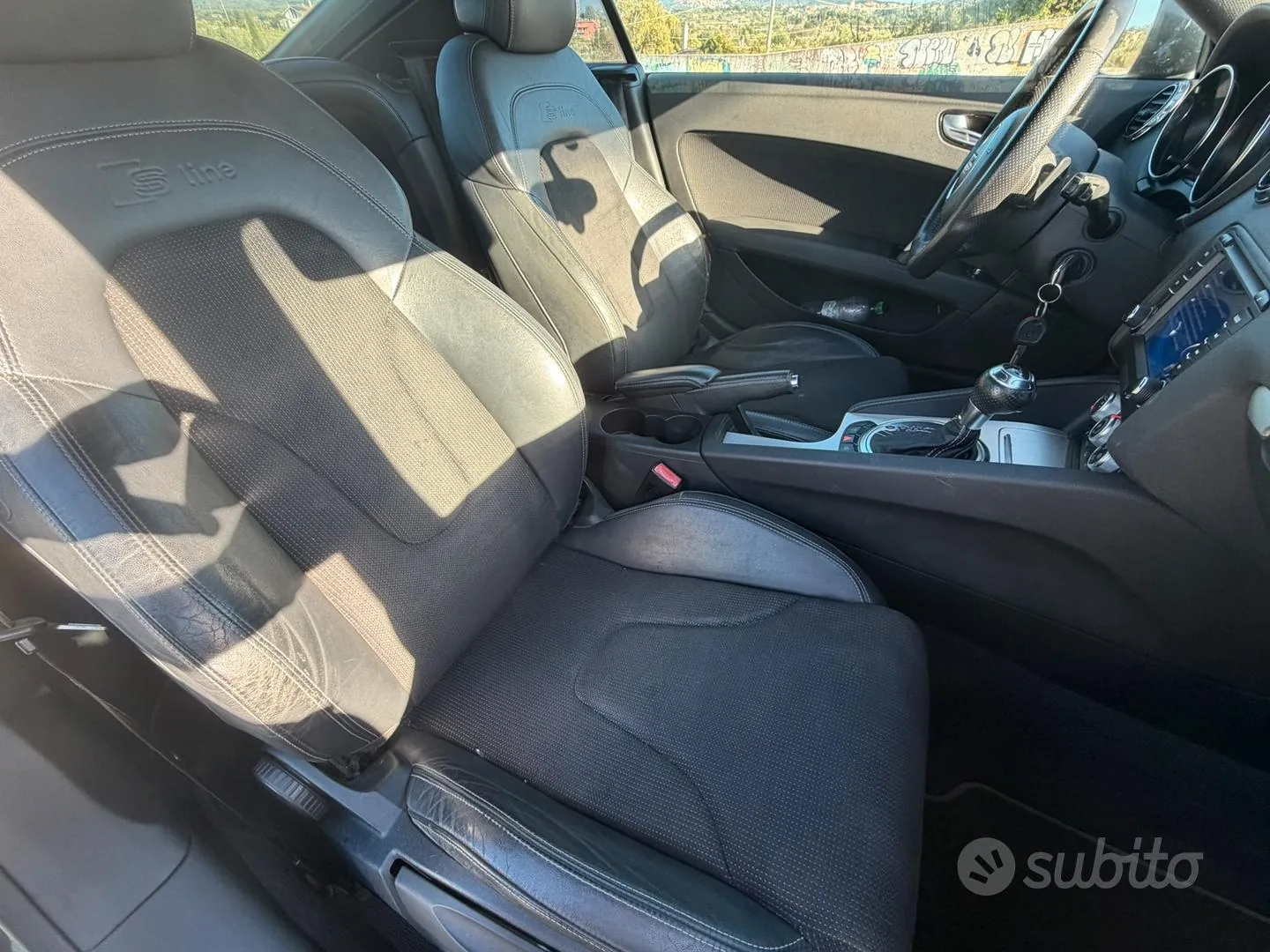 Audi Tt 2011 photo 4