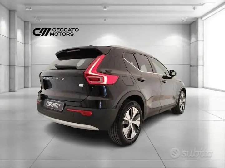 Volvo Xc40 2022 photo 4