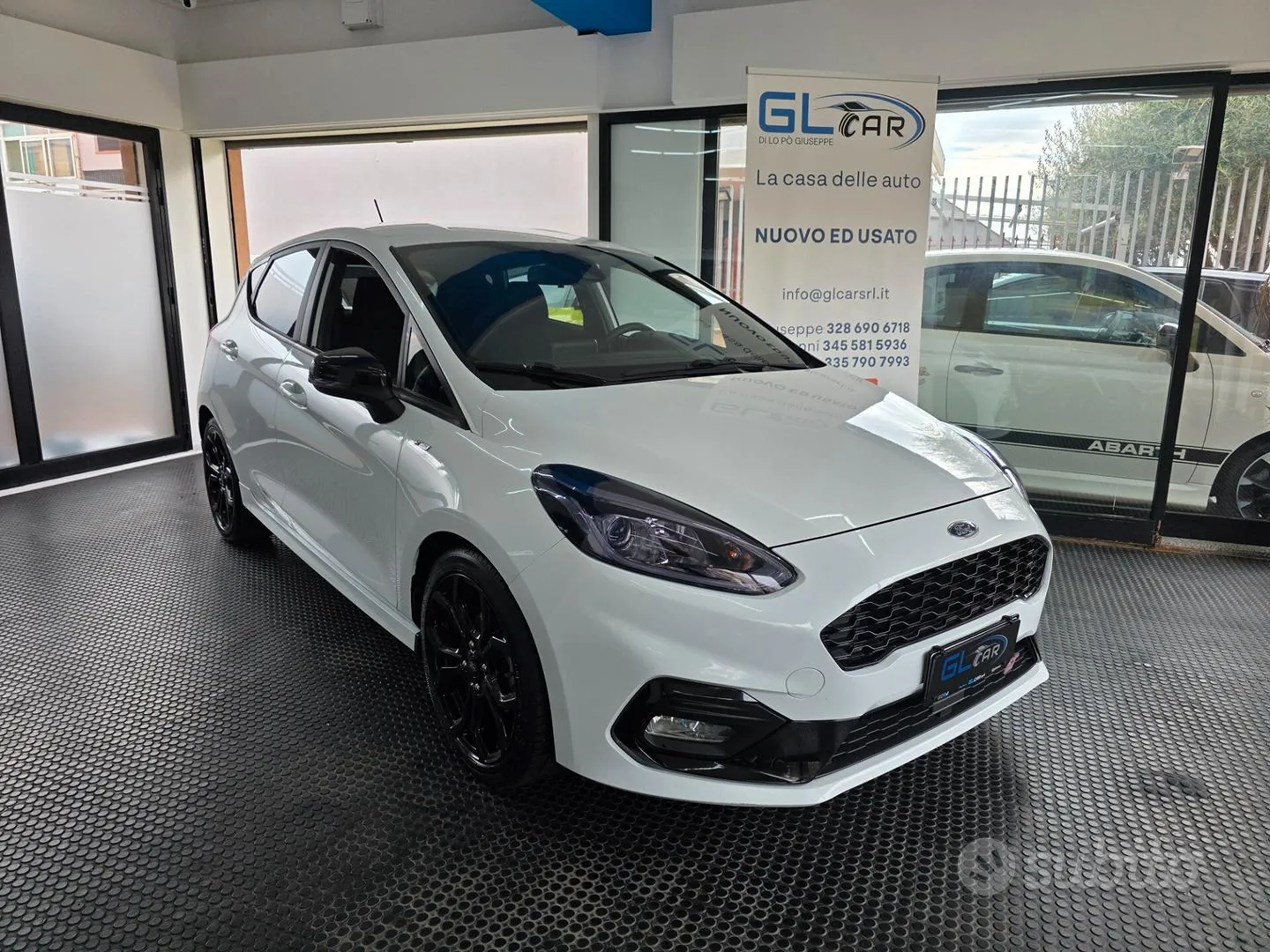 Ford Fiesta 2019 photo 2